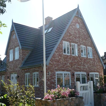 Funkelstern Villa Oldsum Екстериор снимка