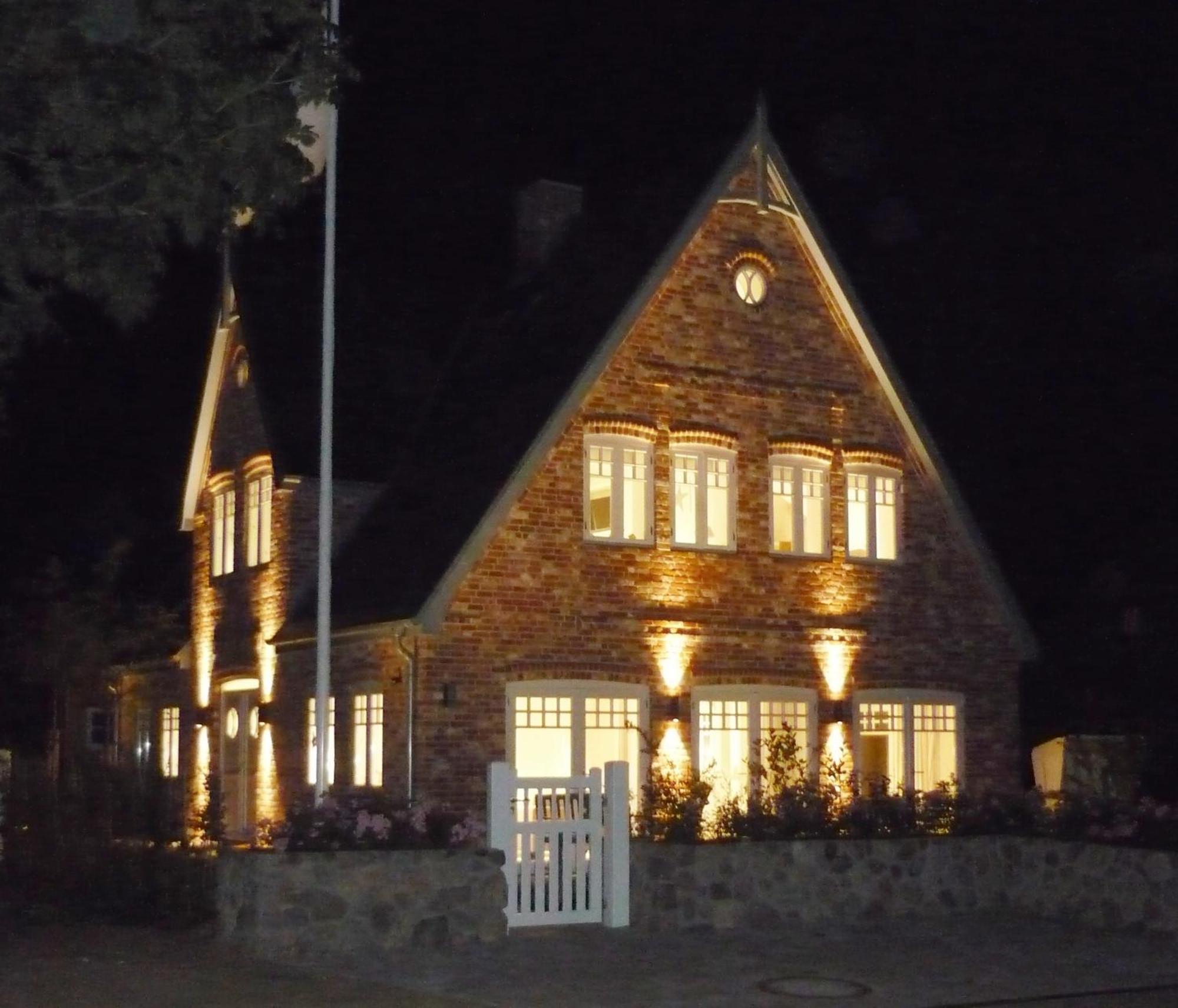 Funkelstern Villa Oldsum Екстериор снимка