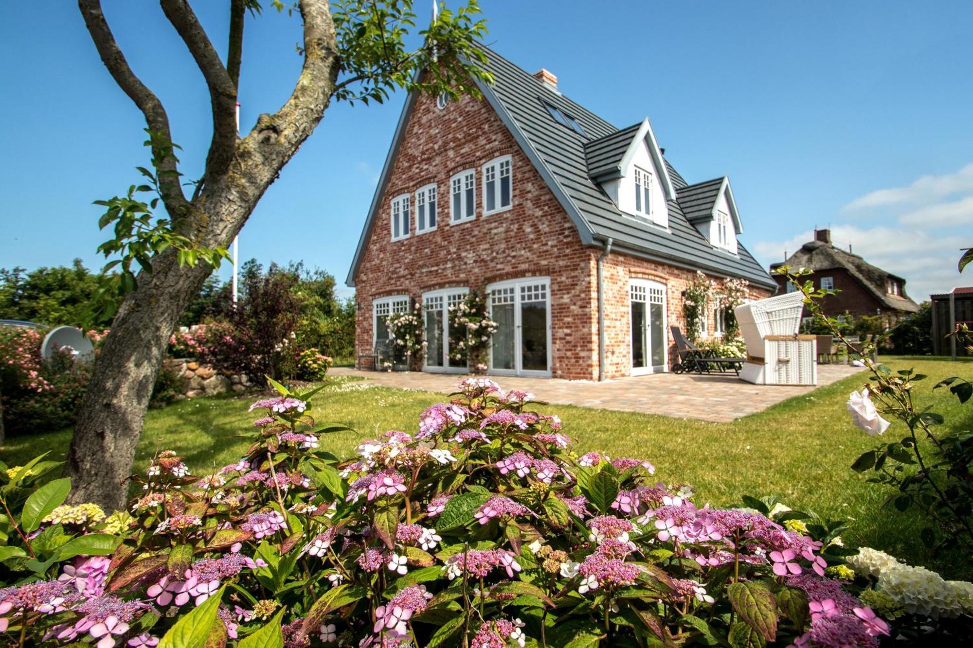 Funkelstern Villa Oldsum Екстериор снимка